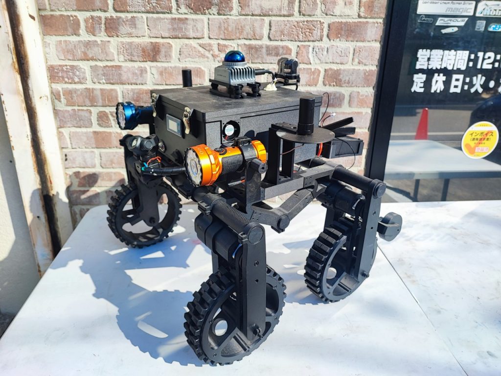 インフラ点検ロボット 高所・暗所対応仕様